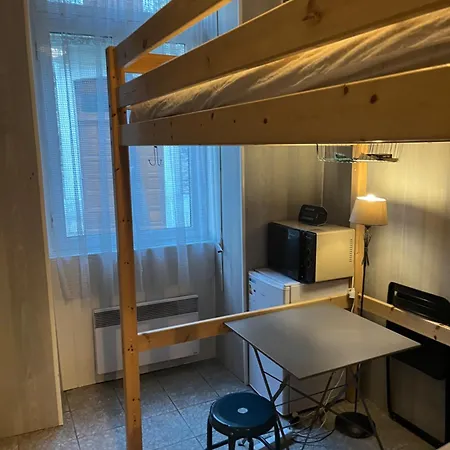 Studette Fonctionnelle Bonnes Eaux-Bonnes