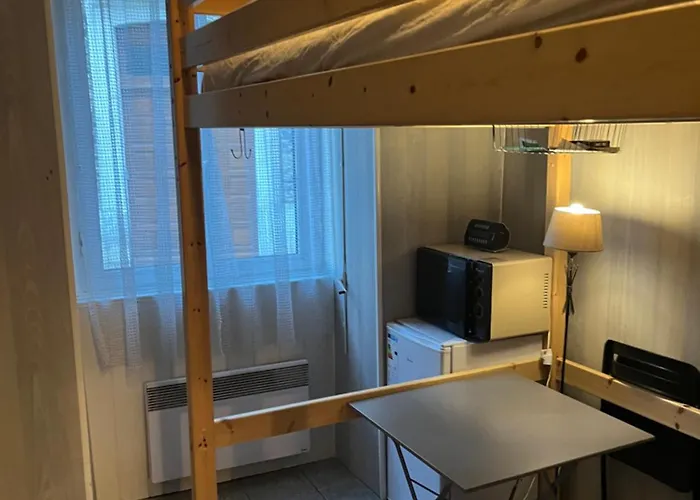 Studette Fonctionnelle Bonnes Eaux-Bonnes