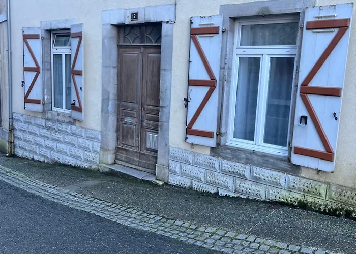 Studette Fonctionnelle Bonnes * Eaux-Bonnes